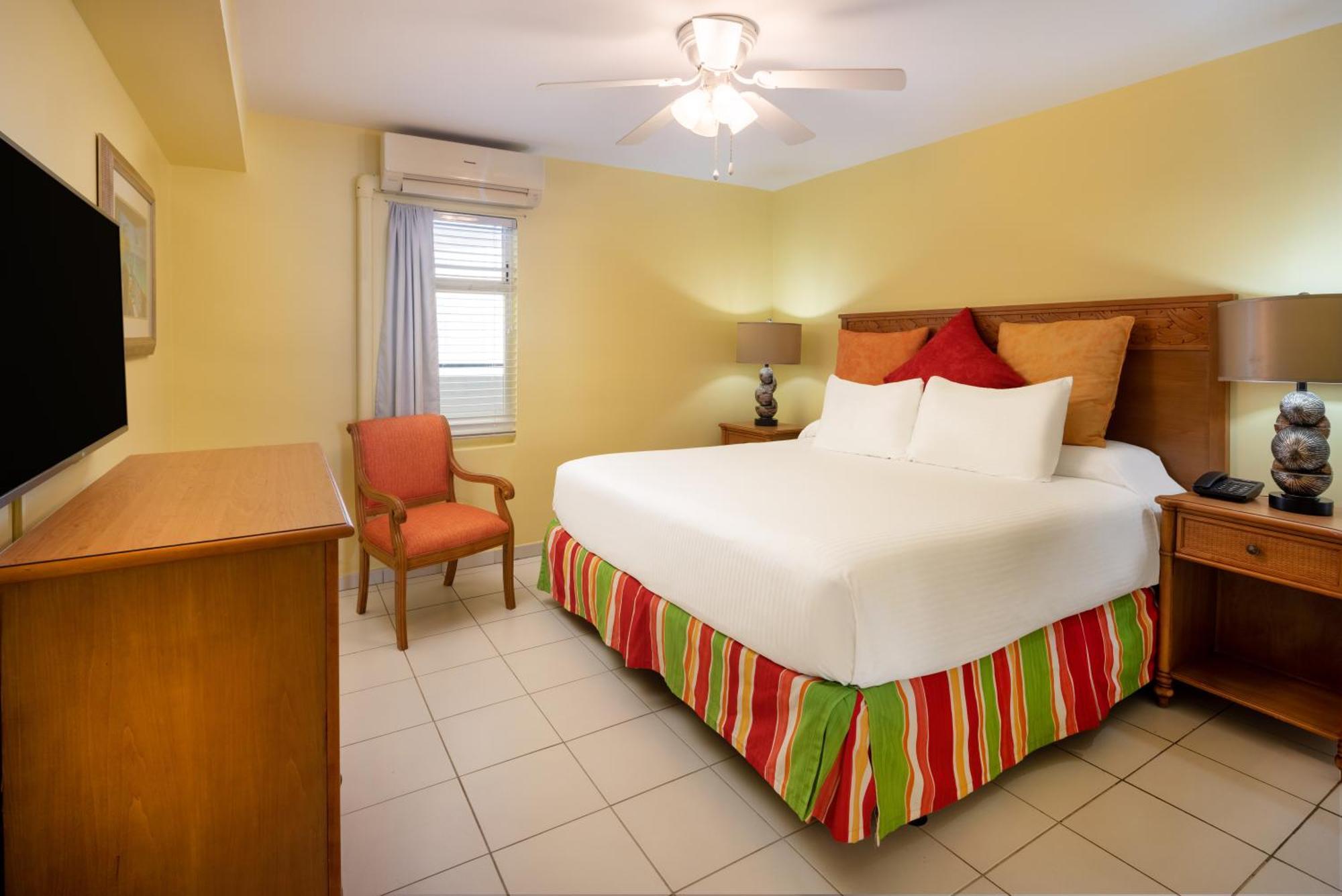 The Atrium Resort And Spa, Sint Maarten Симпсън Бей Екстериор снимка